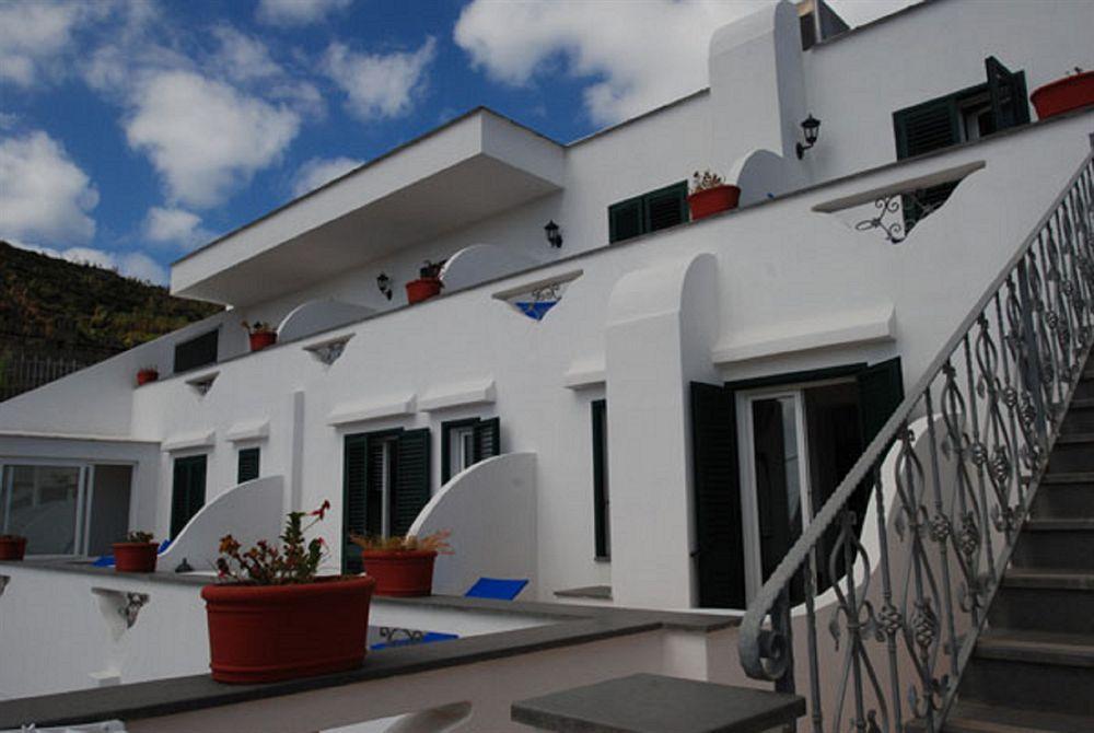 Hotel Villa Fumerie Forio  ภายนอก รูปภาพ