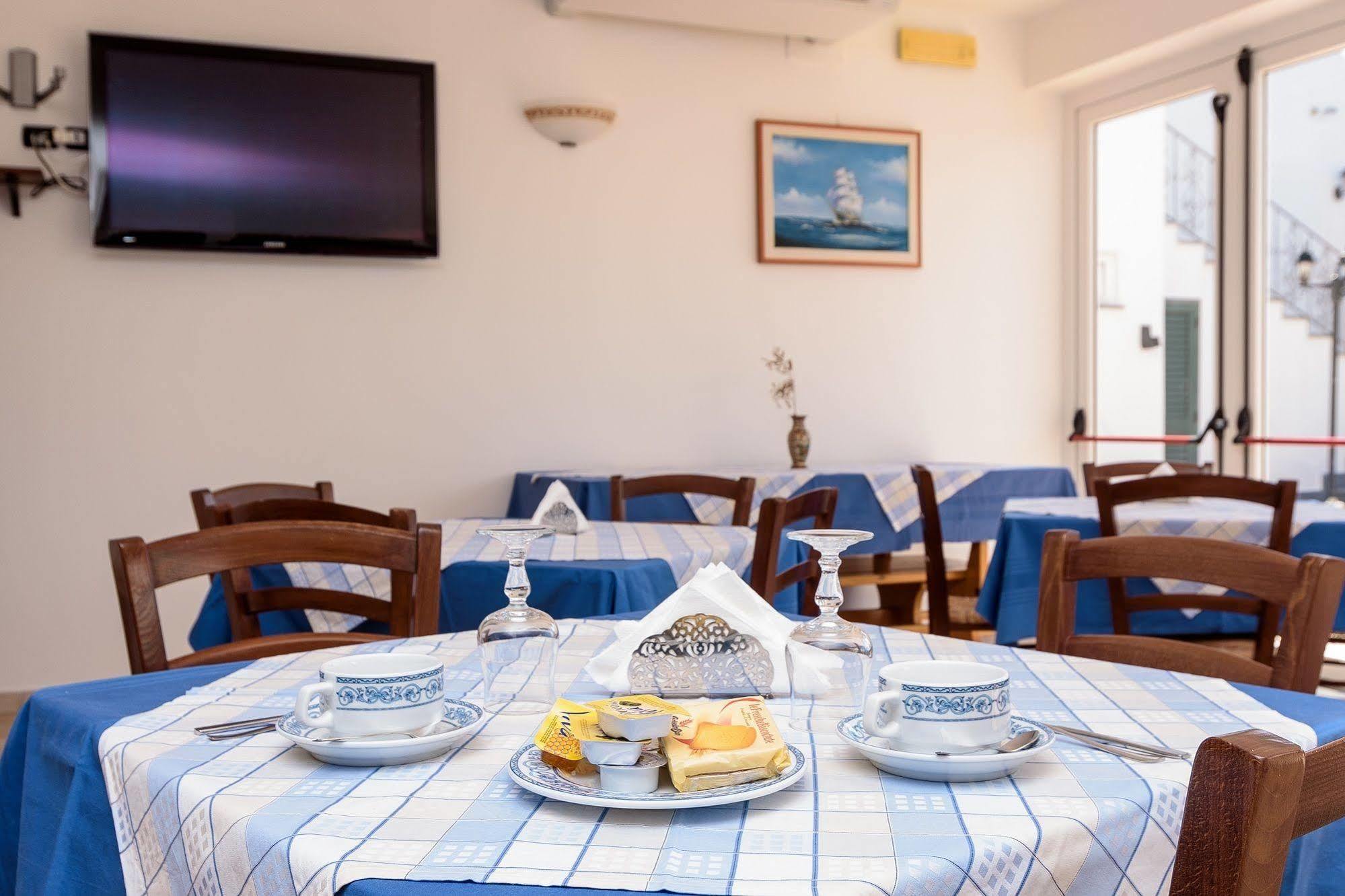 Hotel Villa Fumerie Forio  ภายนอก รูปภาพ
